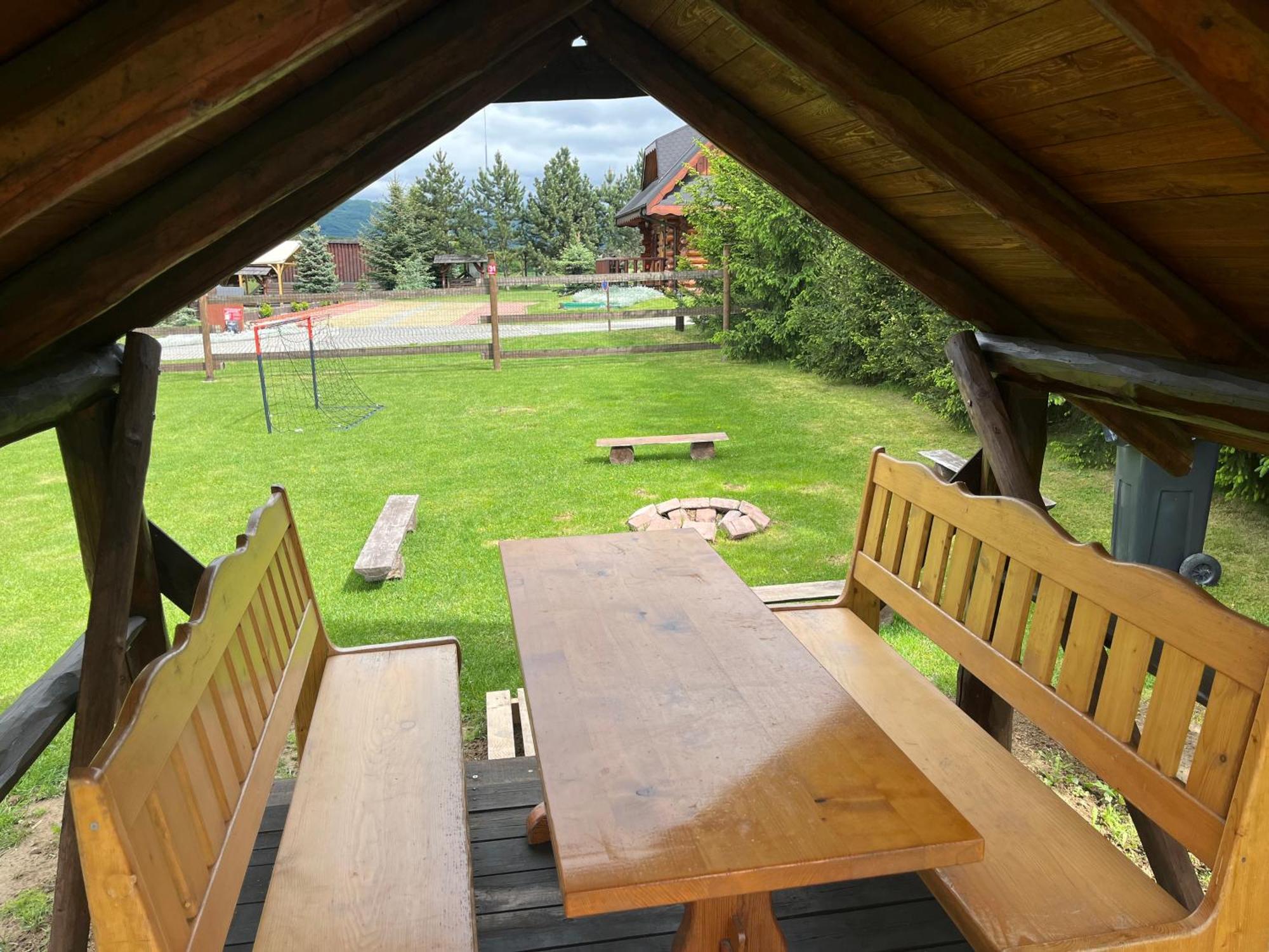 Hotel Camp Pacho Prievidza Exterior foto